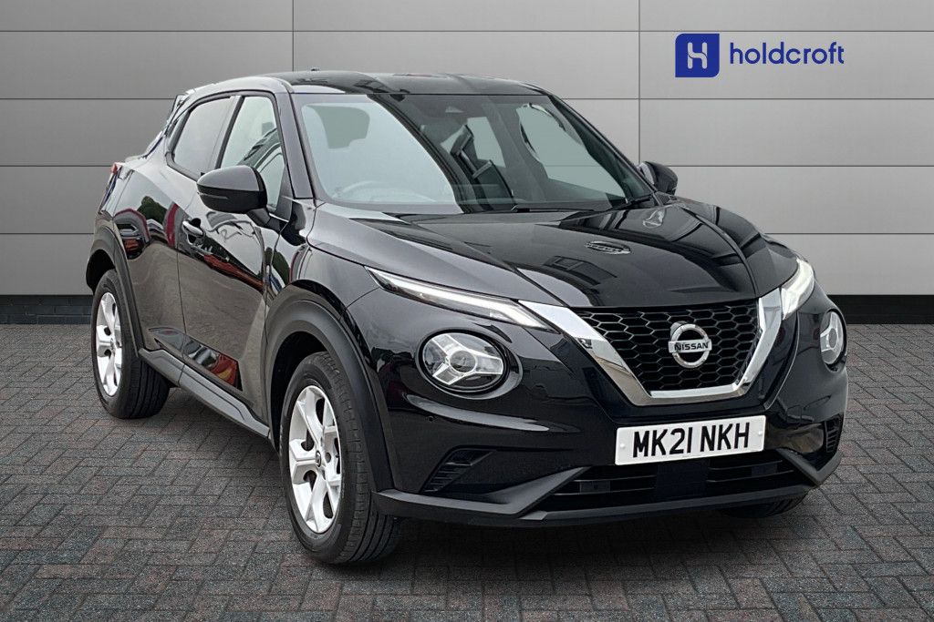 Black Nissan Juke Black Nissan Juke