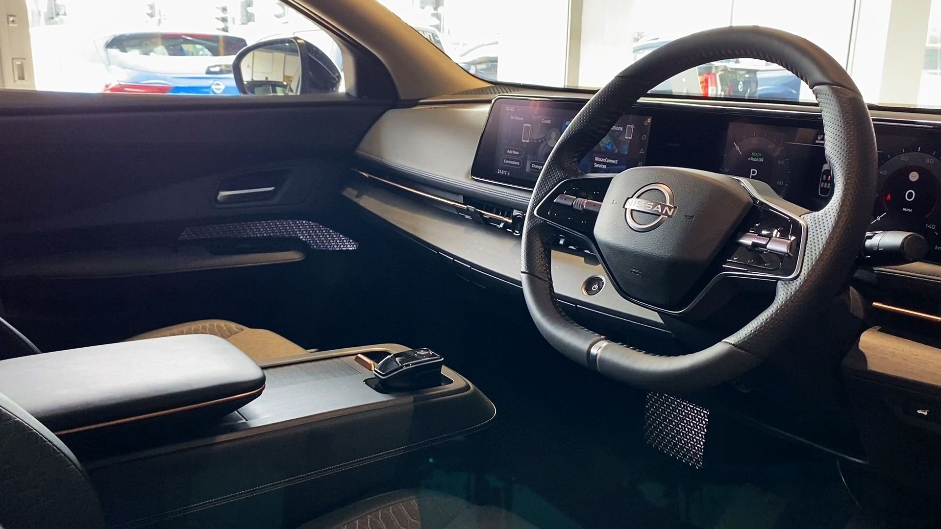 Nissan Ariya interior