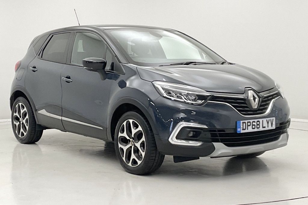 Blue Renault Captur Blue Renault Captur