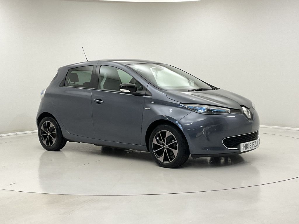 Grey renault Zoe