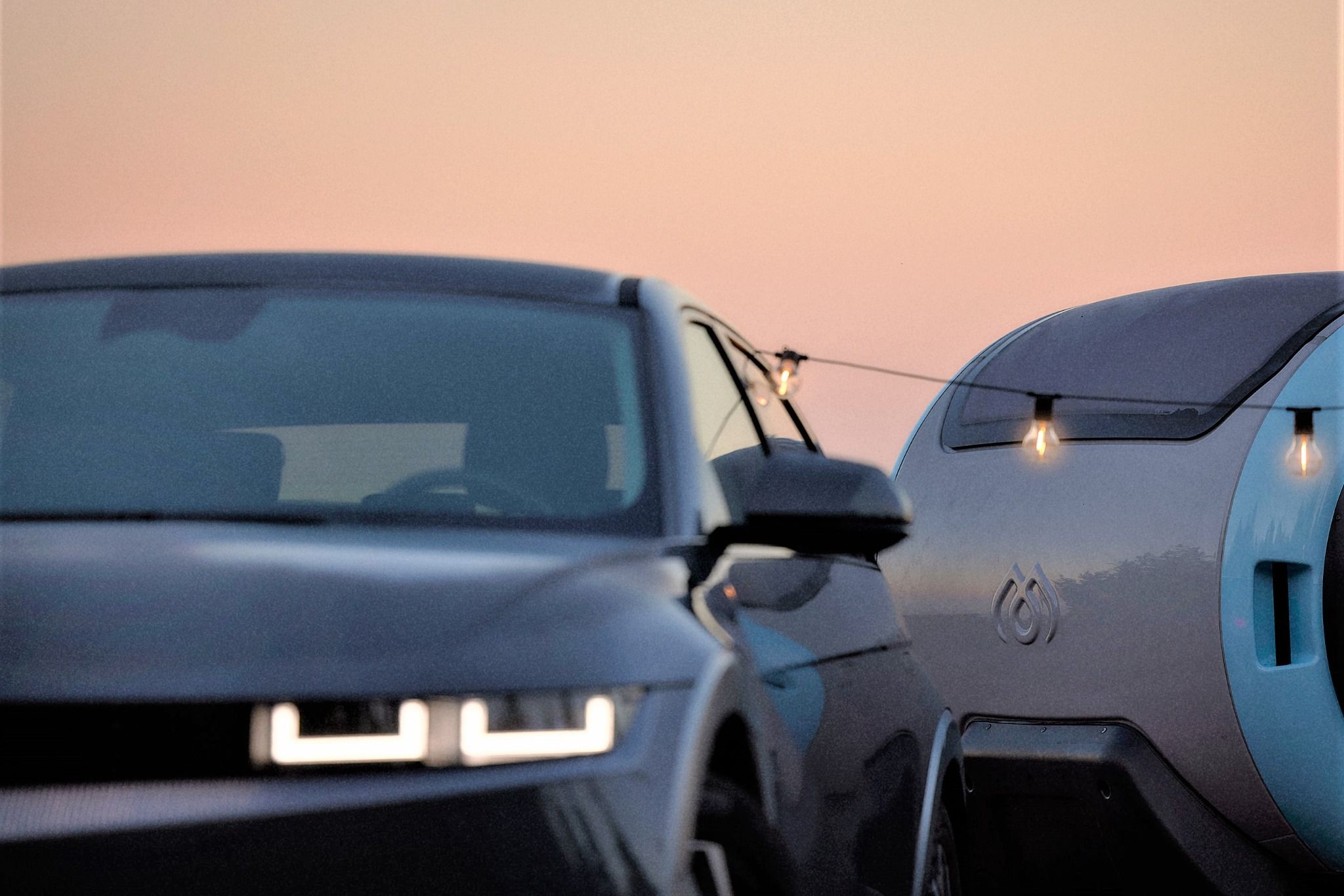 Hyundai Ioniq 5 towing a caravan Hyundai Ioniq 5 towing a caravan