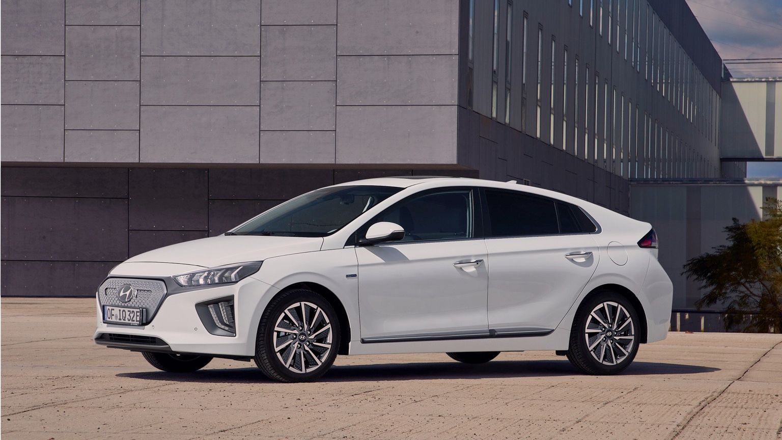 Hyundai IONIQ