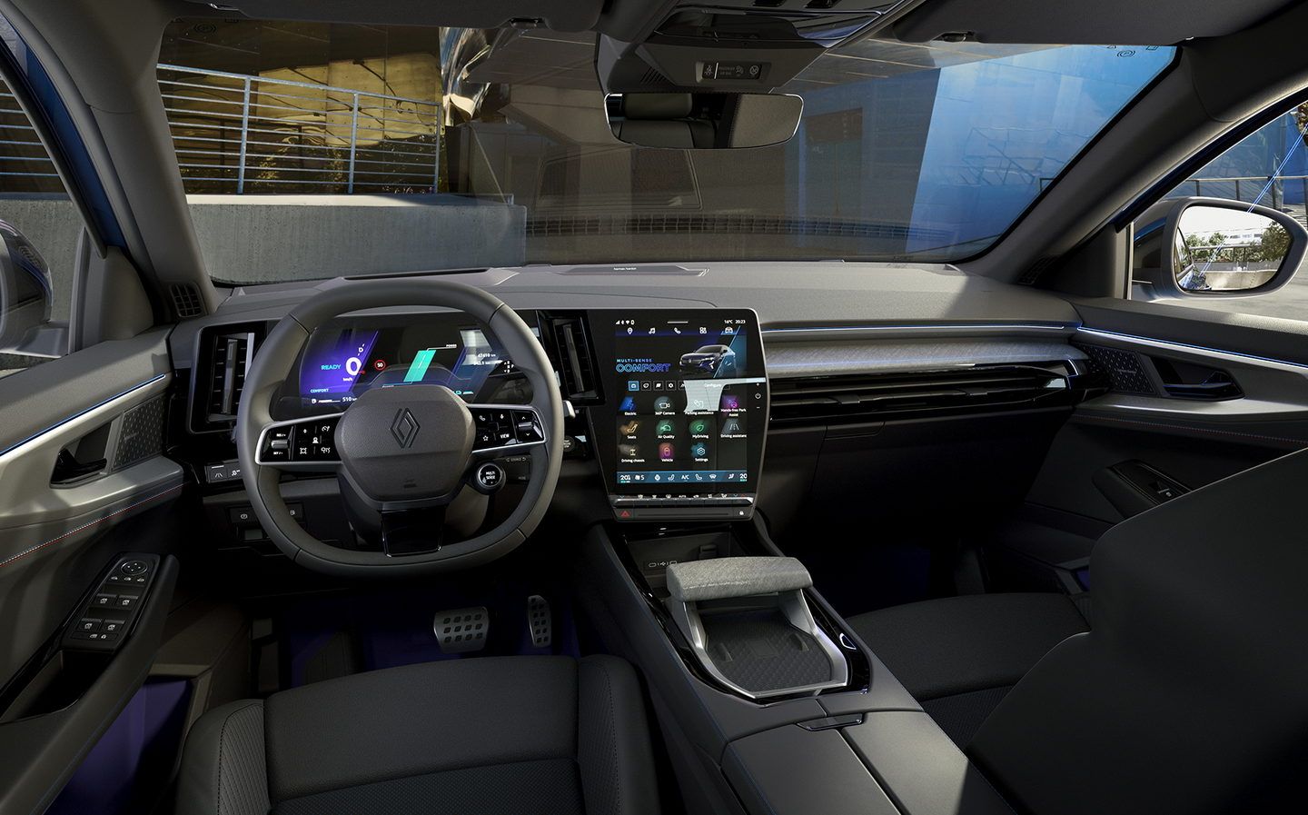 Renault Rafale interior showing steering wheel and dashboard