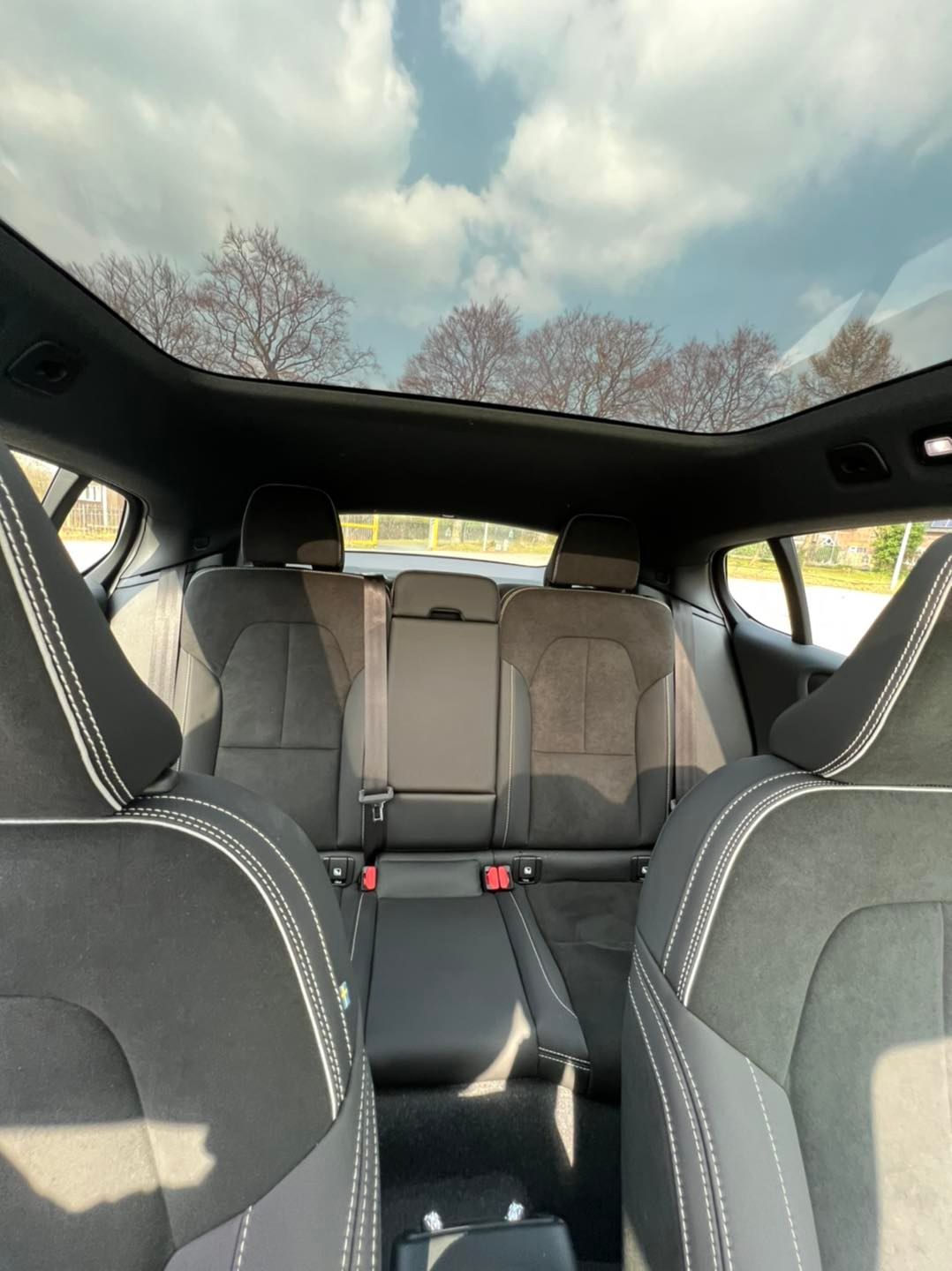 Volvo C40 interior