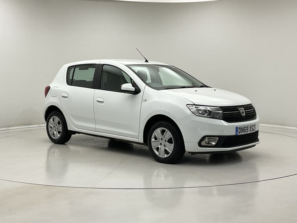White Dacia Sandero White Dacia Sandero
